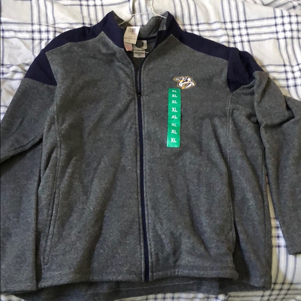 Nashville Predators jacket - Men’s XL